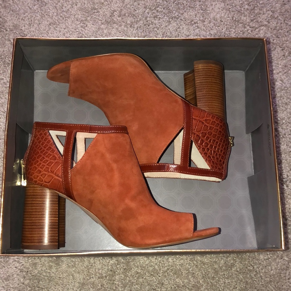 Louise et Cie burnt orange open toed booties